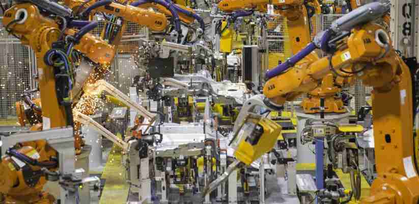 Tre milioni di robot nelle fabbriche di tutto il mondo: la robotica industriale supera la pandemia e torna a crescere